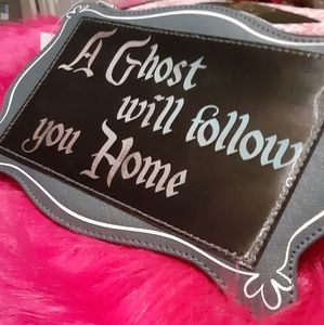 🖤🏛NWT Haunted Mansion Clutch🏛🖤